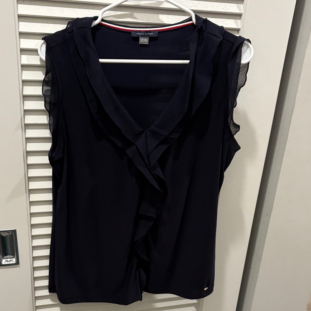 Tommy Hilfiger Women's Black Ruffle Sleeveless Blouse